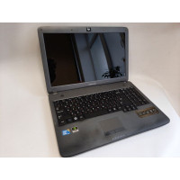 БУ Ноутбук 15.6" Samsung R528, Core i3-330M (2.13 ГГц) 4GB DDR3, GeForce 310M, 500GB HDD