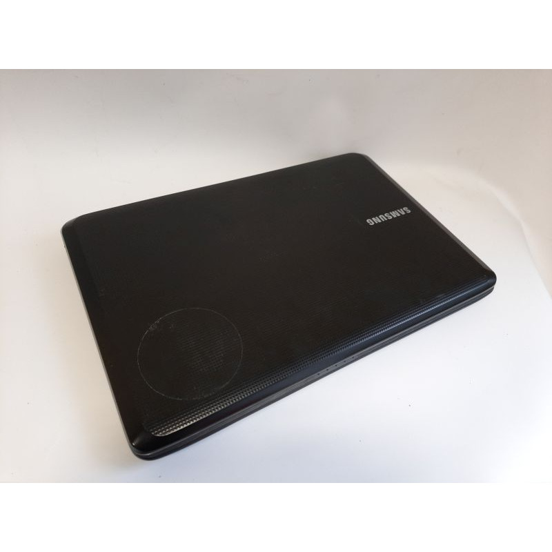 БУ Ноутбук 15.6" Samsung R528, Core i3-330M (2.13 ГГц) 4GB DDR3, GeForce 310M, 500GB HDD