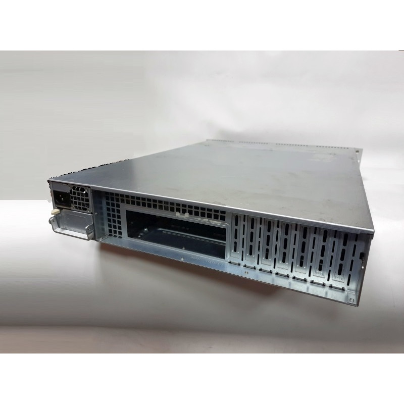БУ Корпус для сервера 2U Supermicro SC825TQ (8x3.5") 437x647x89мм, EATX, 560W