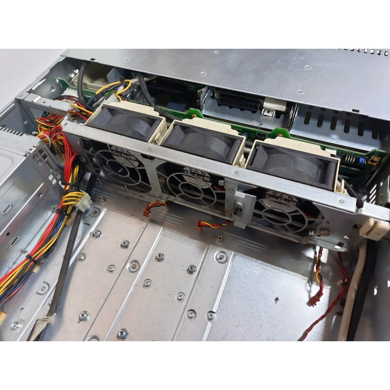 БУ Корпус для сервера 2U Supermicro SC825TQ (8x3.5") 437x647x89мм, EATX, 560W