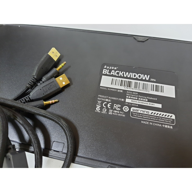 БУ Клавіатура (ігрова) провідна Razer BlackWidow 2014, USB (RZ03-00393400-R3R1)