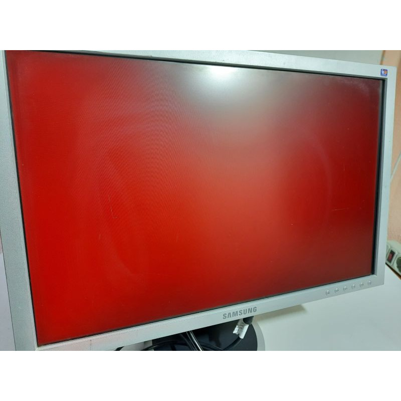 Уцінка! БУ Монітор 20" CCFL TN Samsung 205BW, 1600x900 (16:10), 5мс, DVI / VGA (LS20HAWCSQ)