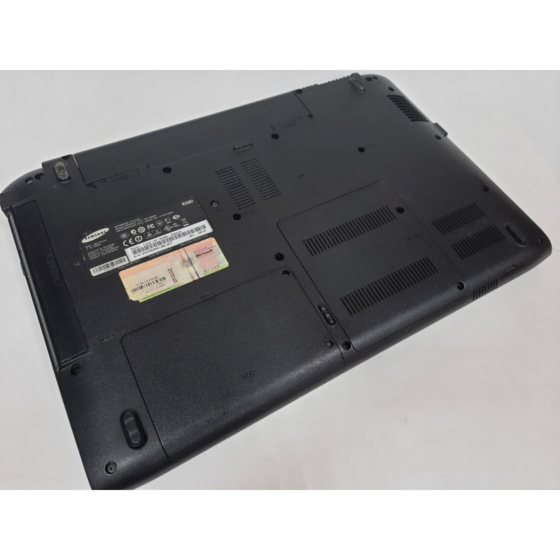 БУ Ноутбук 15.6" Samsung R538, Core i3-330M (2.13 ГГц), 4GB DDR3, GeForce 330M, 500GB HDD