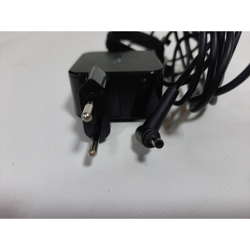 БУ Блок живлення (зарядка) ASUS 19V 2.37A 65W (4.0*1.35) оригінальний