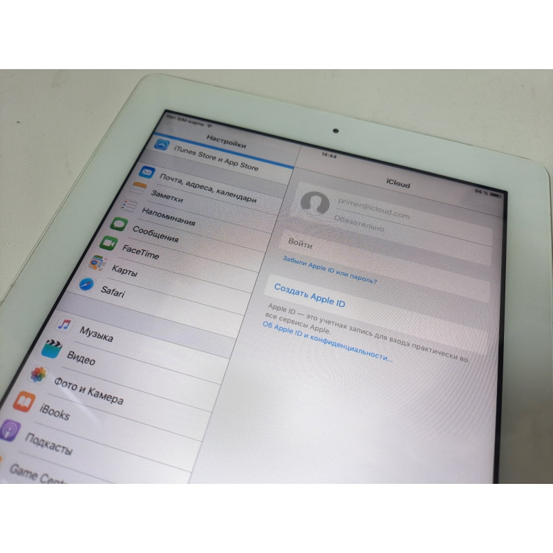 БУ Планшет Apple iPad 2 64GB Wi-Fi 3G White (MC984LL/A)