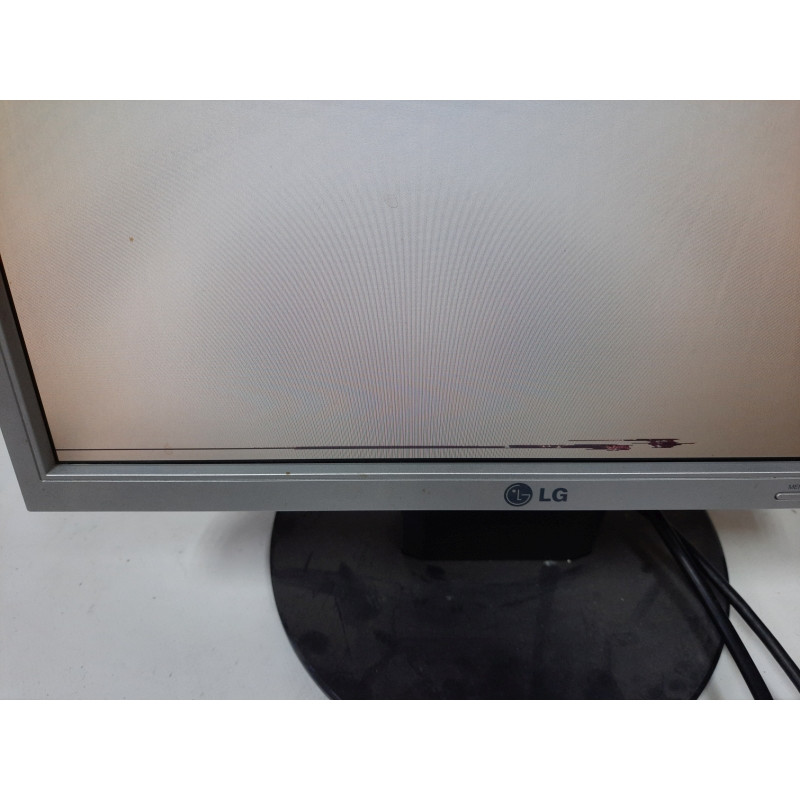 Markdown! BU Monitor 17" CCFL TN, LG L1751S_2352, 1280x1024, 12 ms, 4:3, VGA (stripe)