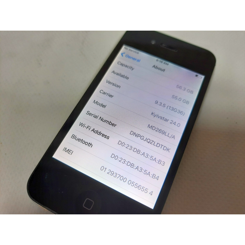 Smartphone Apple iPhone 4S 64GB Black (MD269LL/A)