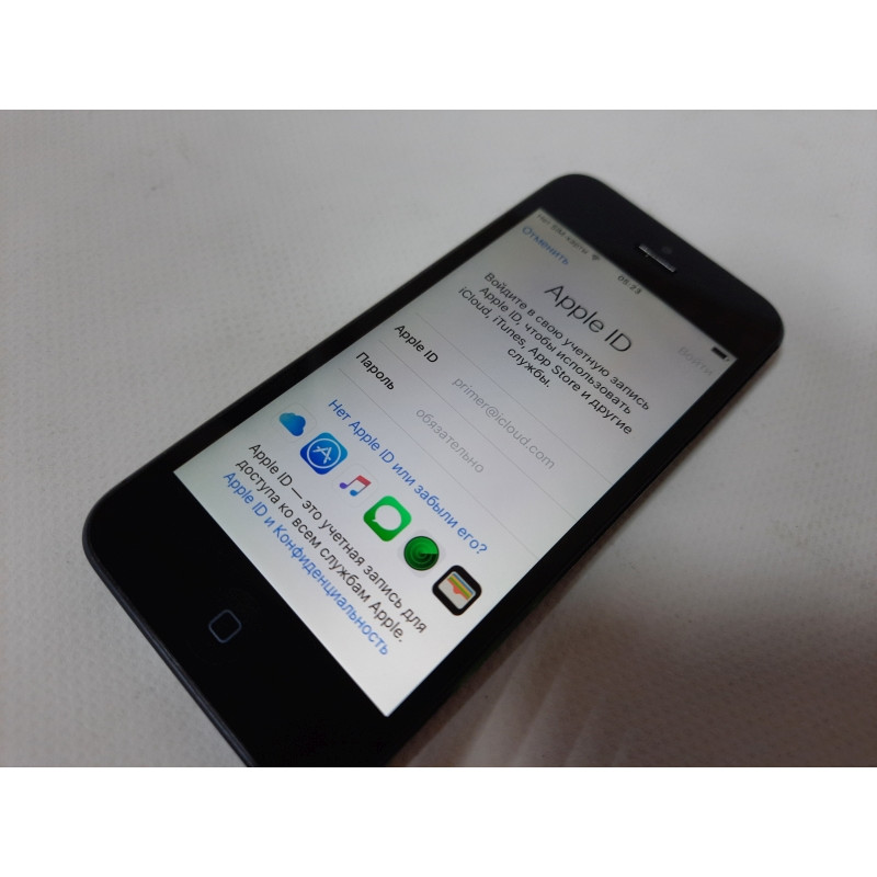 БУ Смартфон Apple iPhone 5 16GB Black (MD297B/A)
