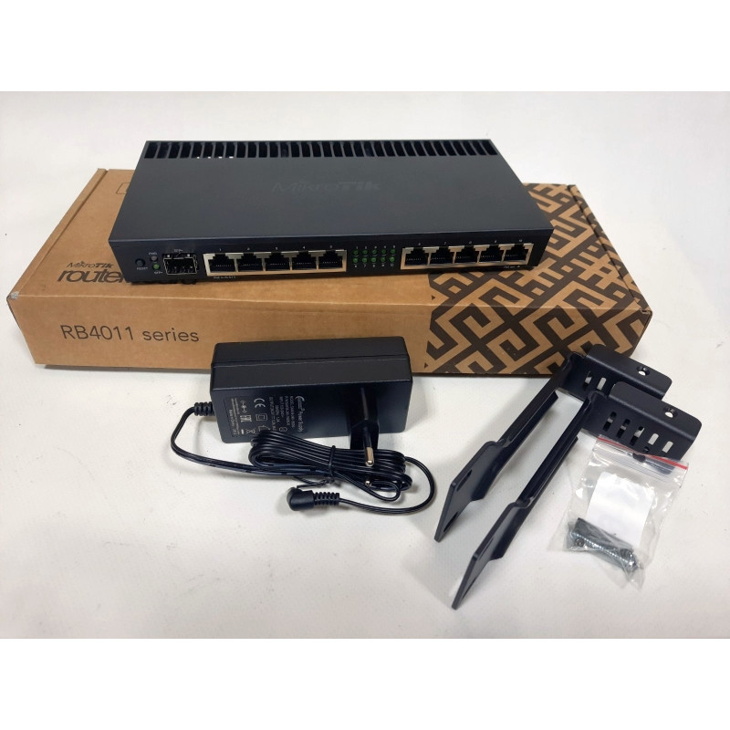 БУ Маршрутизатор MikroTik RB4011iGS+RM, SFP, 10 x Gigabit, Quad-core AL21400 1.4GHz, 1GB RAM