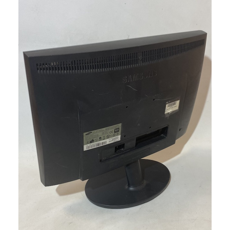 Уценка! БУ Монитор 19" CCLF TN, Samsung E1920NW, 1440x900 (16:10), 5мс, VGA (LS19CLNSB)