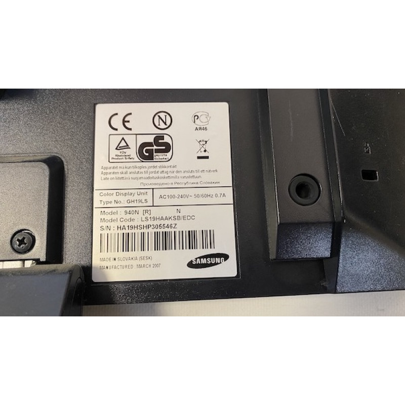 Уцінка! БУ Монітор 19" CCFL TN, Samsung 940N, 1280 x 1024, 5 мс, 5:4, VGA, LS19HAAKSB