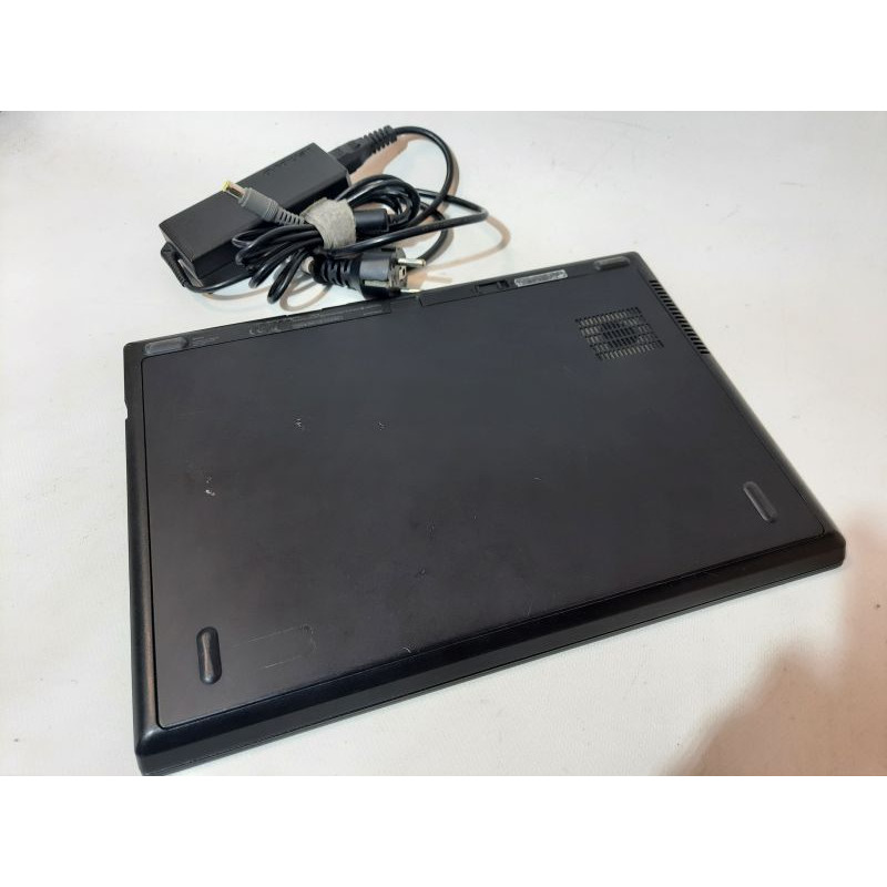 БУ Ноутбук 14" Lenovo ThinkPad T430u, Core i5-3337U (1.8 ГГц) 8Gb DDR3, GeForce GT 620M, 120Gb SSD
