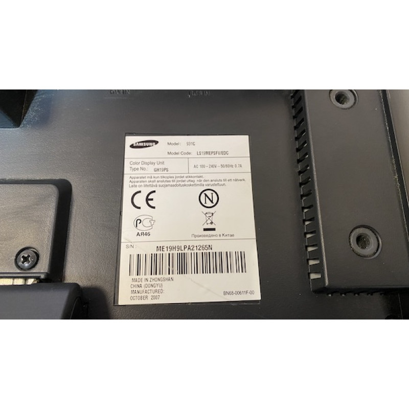 Markdown! BU Monitor 19" CCFL TN, Samsung 931BF, 1280 x 1024, 2 ms, 5:4, VGA, DVI, LS19MEDSBQ/EDC