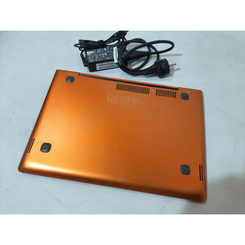 БУ Ноутбук 13.3" Lenovo IdeaPad U330p, Core i3-4010U (1.7 ГГц) 4GB DDR3, Intel HD, 500GB HDD