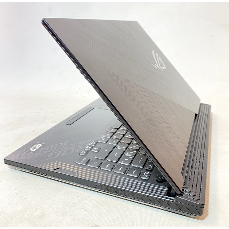 Used Notebook 15.6" ASUS ROG Strix G15, Core i7-10750H (2.6 GHz), 16GB DDR3, GeForce GTX 1650 Ti, 512GB
