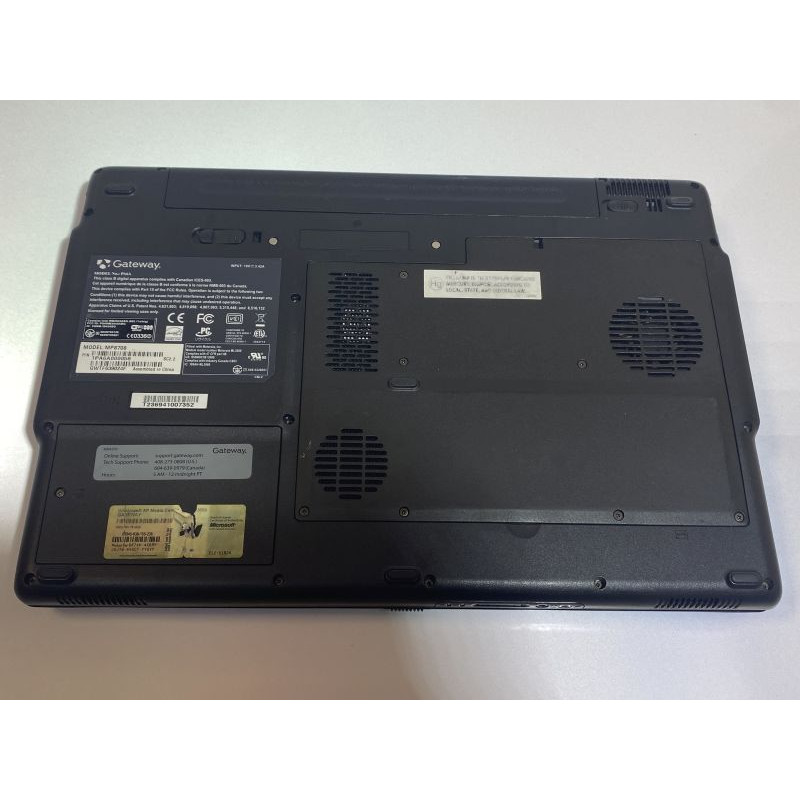 Used Laptop 17" Gateway MP8708, Core 2 Duo T7200 (2.0 GHz) 2GB DDR2, Intel GMA 950, 160GB HDD