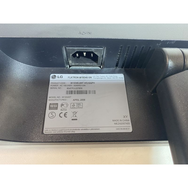 БУ Монитор 18.5" CCFL TN, LG W1943S, 1366 x 768, 5 мс, 16:9, VGA, W1943S-SN
