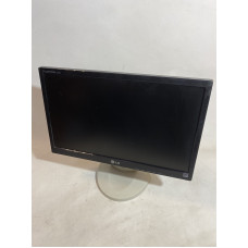 Markdown! BU Monitor 18.5" LED TN, LG Electronics E1942C-BN, 1366x768 (16:9), VGA (not red. leg, jack.)