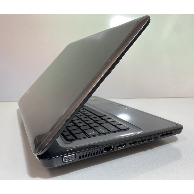 БУ Ноутбук 15.6" HP Pavilion g6-1232er, AMD A6-3400M (1.4 ГГц), 6GB DDR3, Radeon HD 6520G, 500GB HDD