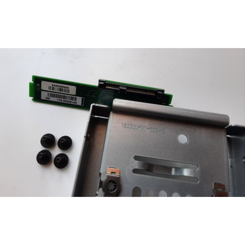 Used Adapter (adapter) NetApp 1B23ULR00 for installing 2.5" HDD in 3.5" bay (Hot swap)
