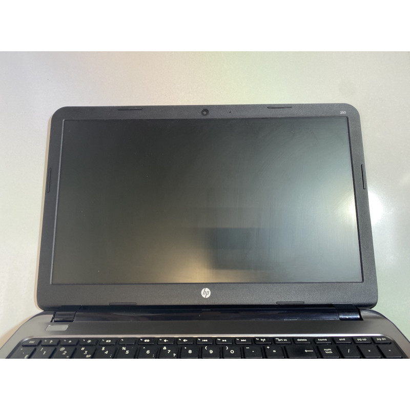 БУ Ноутбук 15.6" HP 250 G3, i5-4210U (1.7 ГГц), 8GB DDR3, GeForce GT 820M, 1 ГБ, 120GB SSD