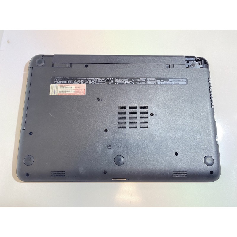 БУ Ноутбук 15.6" HP 250 G3, i5-4210U (1.7 ГГц), 8GB DDR3, GeForce GT 820M, 1 ГБ, 120GB SSD