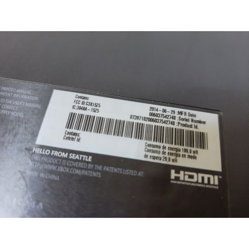 БУ Игровая приставка Microsoft Xbox One 500Gb (Model 1540) с одним джойстиком