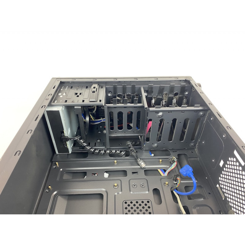 БУ Корпус Qube QB767, 180x415x430, без БП (нижній) mATX