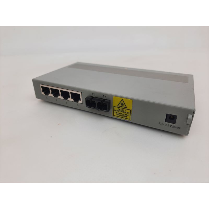БУ Коммутатор неуправляемый Allied Telesis AT-FS705EFC/SC, 4 x 100mbps Ethernet, 2 x 100FX Uplink