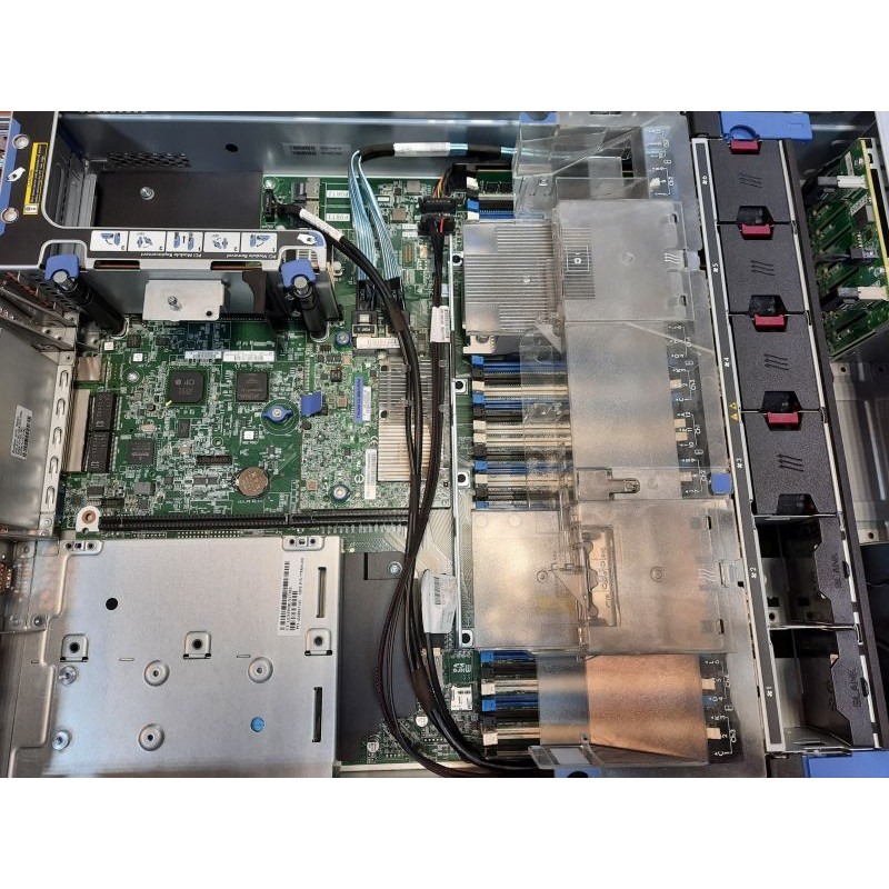 БУ Сервер 2U HP Proliant DL380 Gen9 (8x2.5") Xeon E5-2620 V4, 16Gb DDR4, P440ar, HDD, 500W