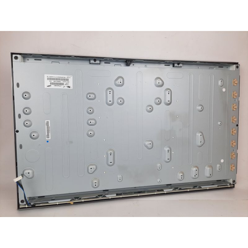 БУ Матрица (экран) для телевизора 32" Samsung LTF320HM01 (вертикальные полосы)