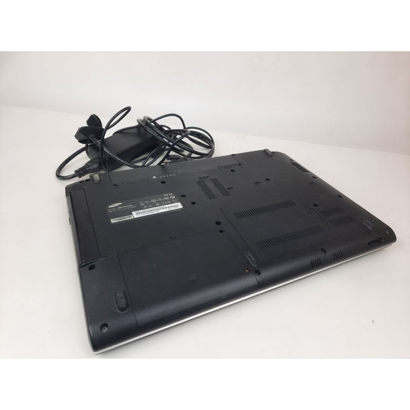 БУ Ноутбук 15.6" Samsung R518, Core 2 Duo T6500 (2.1 ГГц) 3GB DDR2, Radeon HD 4650, 1TB HDD