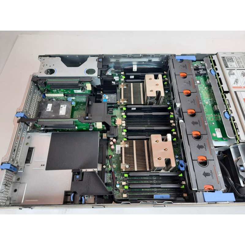 Server 2U Dell PowerEdge R730 (16x2.5") 2 x E5-2697 V3, 64Gb DDR4, no HDD, 4 x Lan, 2 x 750W