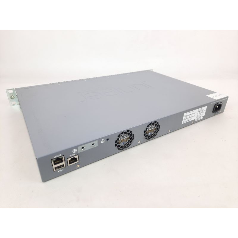 БУ Коммутатор управляемый Juniper EX2300-48P (Layer 3) 48 x Gigabit PoE+, 4 x SFP+