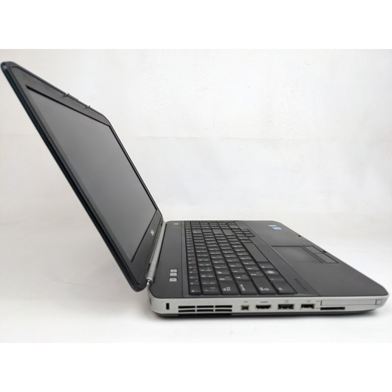 БУ Ноутбук 15.6" Dell Latitude E5520, Core i5-2410M (2.3 ГГц) 8GB DDR3, Intel HD, 120GB SSD