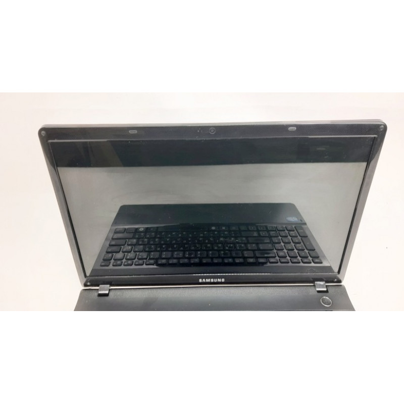 БУ Ноутбук 15.6" Samsung 300E5, Core i3-2350M (2.3 ГГц) 4GB DDR3, Intel HD, 500GB HDD