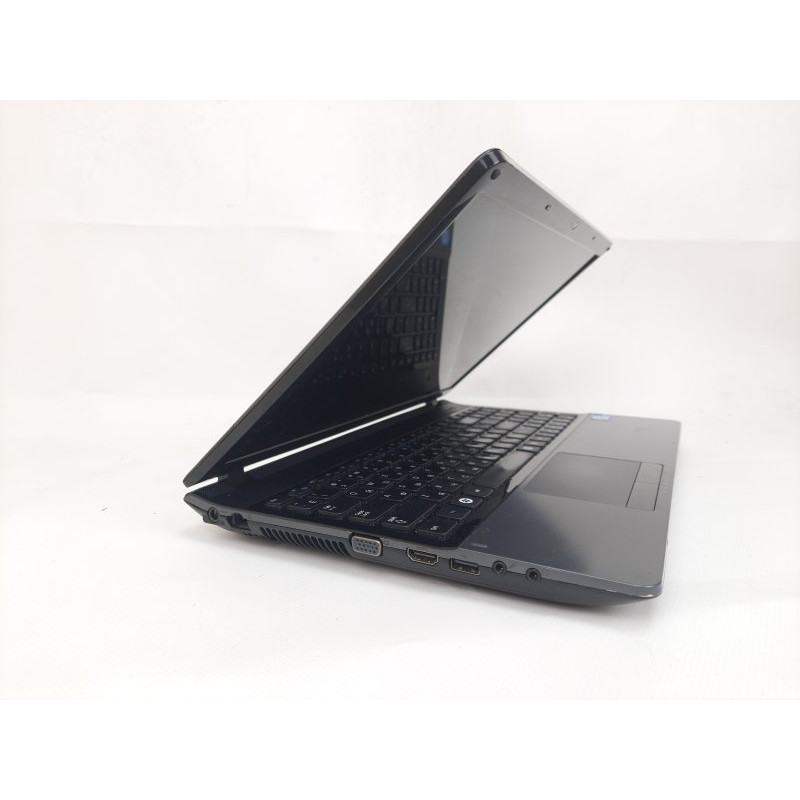 БУ Ноутбук 15.6" Samsung 300E5, Core i3-2350M (2.3 ГГц) 4GB DDR3, Intel HD, 500GB HDD