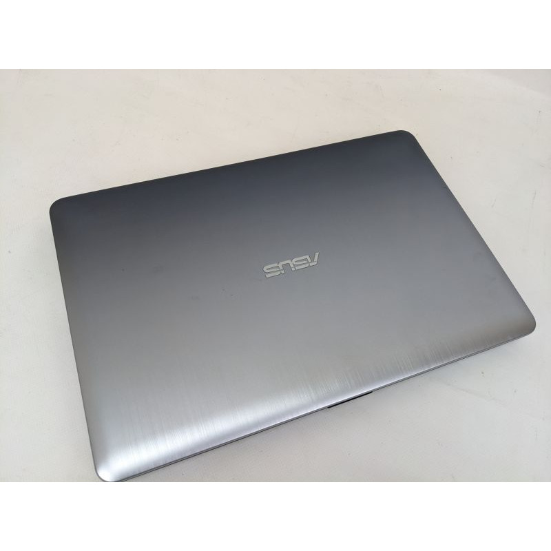 Laptop 15.6" Asus VivoBook Max X541UV, i5-6200U (2.3 GHz) 8GB DDR4, GeForce 920MX, 1TB HDD