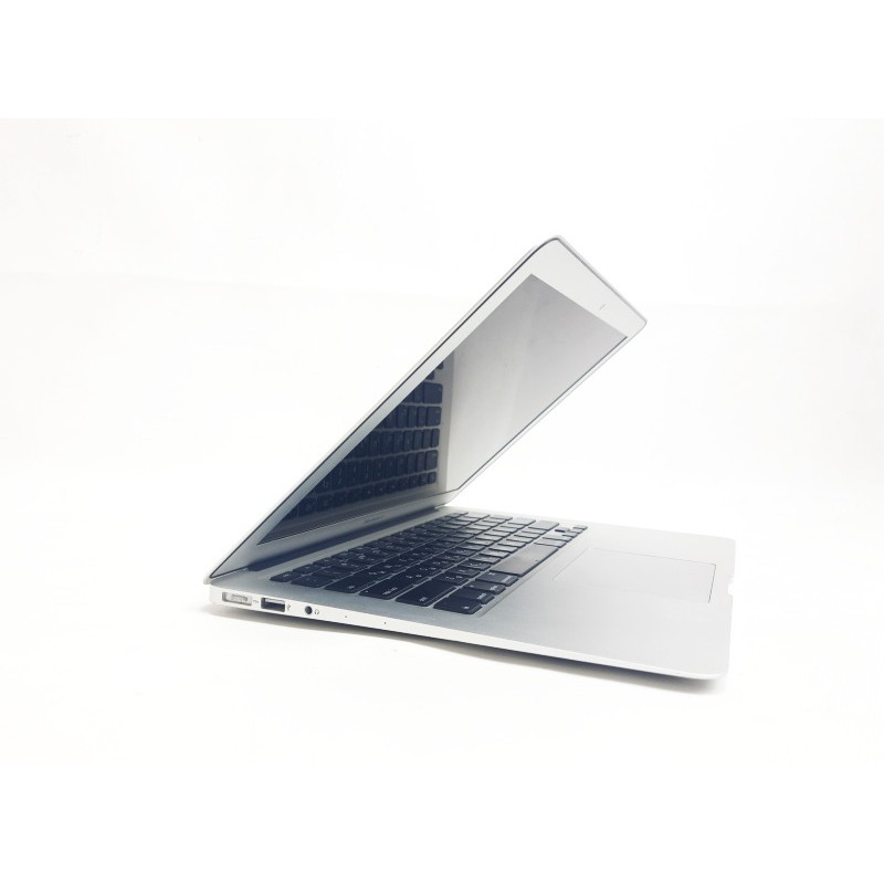 БУ Ноутбук 13.3" Apple MacBook Air 2014, Core i5-4260U (1.4 ГГц) 4GB DDR3, Intel HD 5000, 128GB SSD