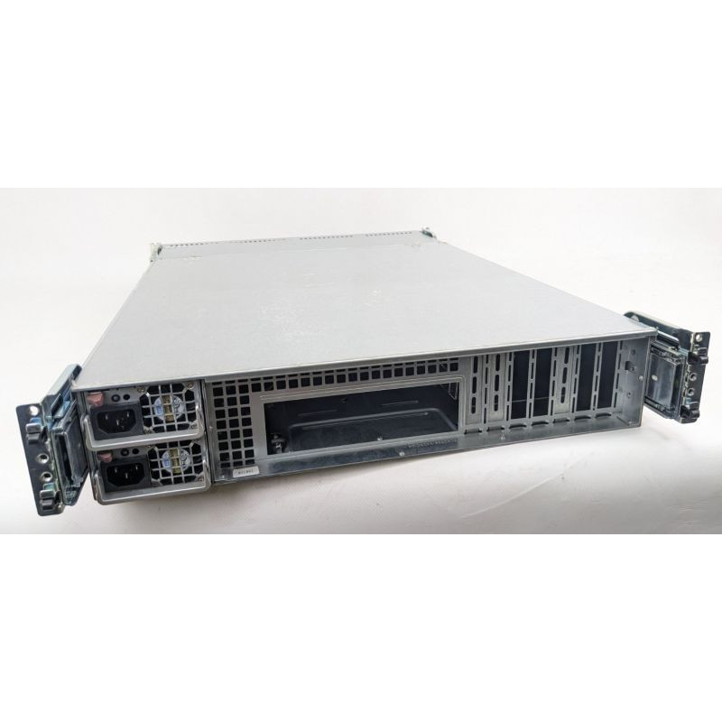 БУ Корпус для сервера 2U Supermicro 825TQ-R740LPB (8x3.5") 437x647x89мм, EATX, 2 х 740W