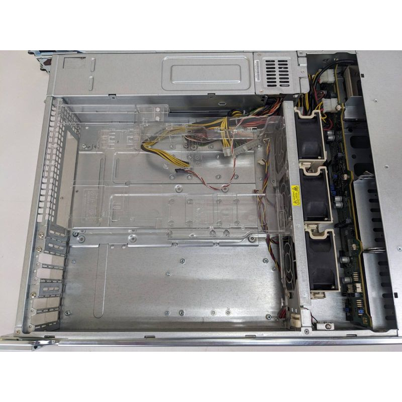 БУ Корпус для сервера 2U Supermicro 825TQ-R740LPB (8x3.5") 437x647x89мм, EATX, 2 х 740W