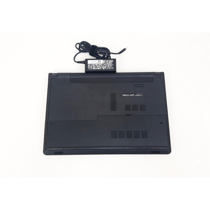 БУ Ноутбук 15.6" Dell Inspiron 15 5558, Core i3-5005U (2.0 ГГц), 4GB DDR3, GeForce 920M, 500GB HDD