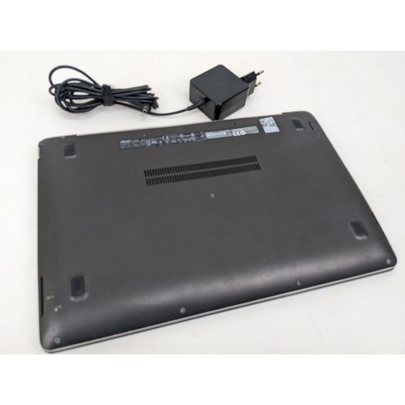 БУ Ноутбук 11.6" Asus VivoBook X202E, Pentium ULV987 (1.5 ГГц) 4GB DDR3, 120GB SSD