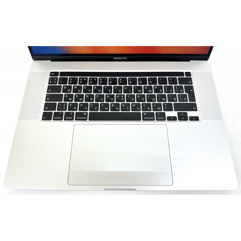 БУ Ноутбук 16" Apple MacBook Pro 2019 (A2141), i9-9880H, 16GB DDR4, Radeon Pro 5500M (4 ГБ), 1TB SSD