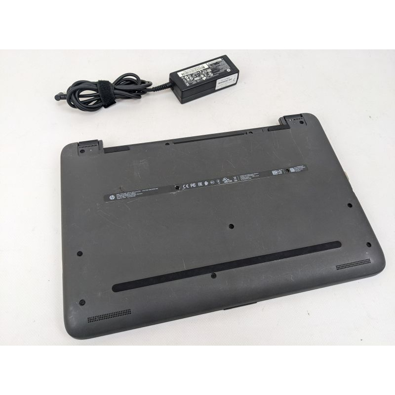 Used Notebook 15.6" HP 250 G5, Core i3-5005U (2.0 GHz) 8GB DDR3, Radeon R5 M430, 120GB SSD