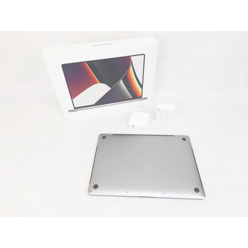 БУ Ноутбук 15.4" Apple MacBook Pro Mid 2019 (A1990), i9-9880H, 32GB DDR4, Pro 560X (4ГБ), 1TB SSD