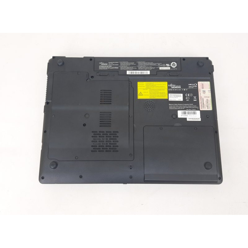 БУ Ноутбук 17" Fujitsu AMILO Xa 2528, AMD Turion TL-50 (1.6 GHz) 2GB DDR2, GeForce 8600M, 500GB HDD