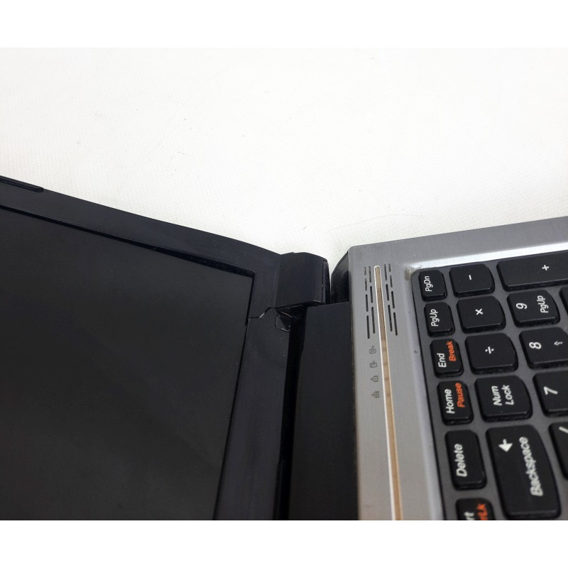 БУ Ноутбук 15.6" Lenovo V570, Pentium B960 (2.2 ГГц) 4GB DDR3, GeForce GT 540M, 120GB SSD