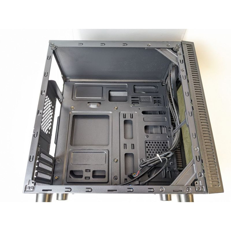 БУ Корпус Vinga Abyss, 325x170x350, без БП (верхний) mATX