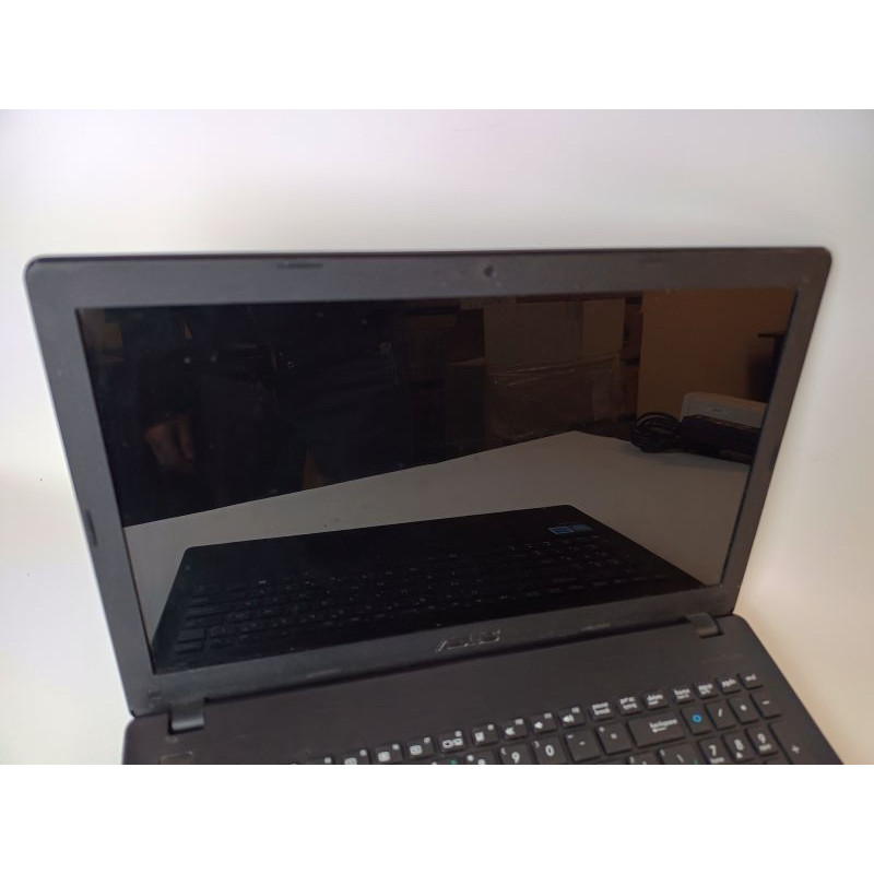 БУ Ноутбук 15.6" Asus X551MAV, Celeron N2830 (2.16 ГГц) 4GB DDR3, Intel HD, 120GB SSD